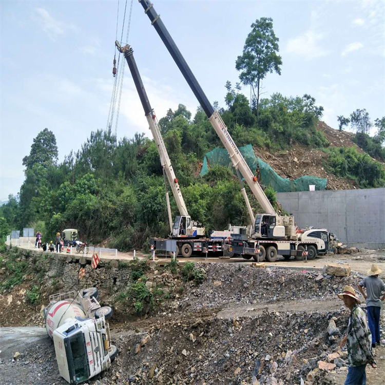 鞍山鞍山24小时应急道路救援吊装吊装现场实拍